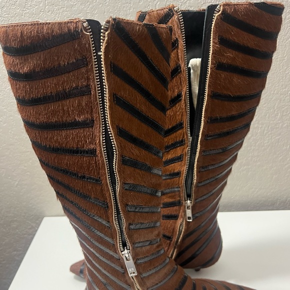 Sonia Rykiel Brown and Black Striped Heeled Boots. - Picture 6 of 15
